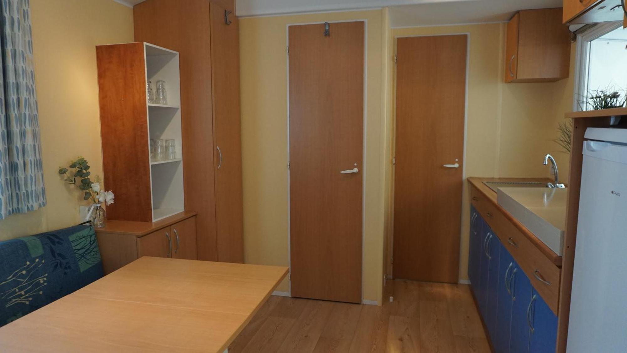 Chalets Met Buitenkeuken Op Camping Lei Suves - Joycasa Roquebrune-sur Argens Ngoại thất bức ảnh