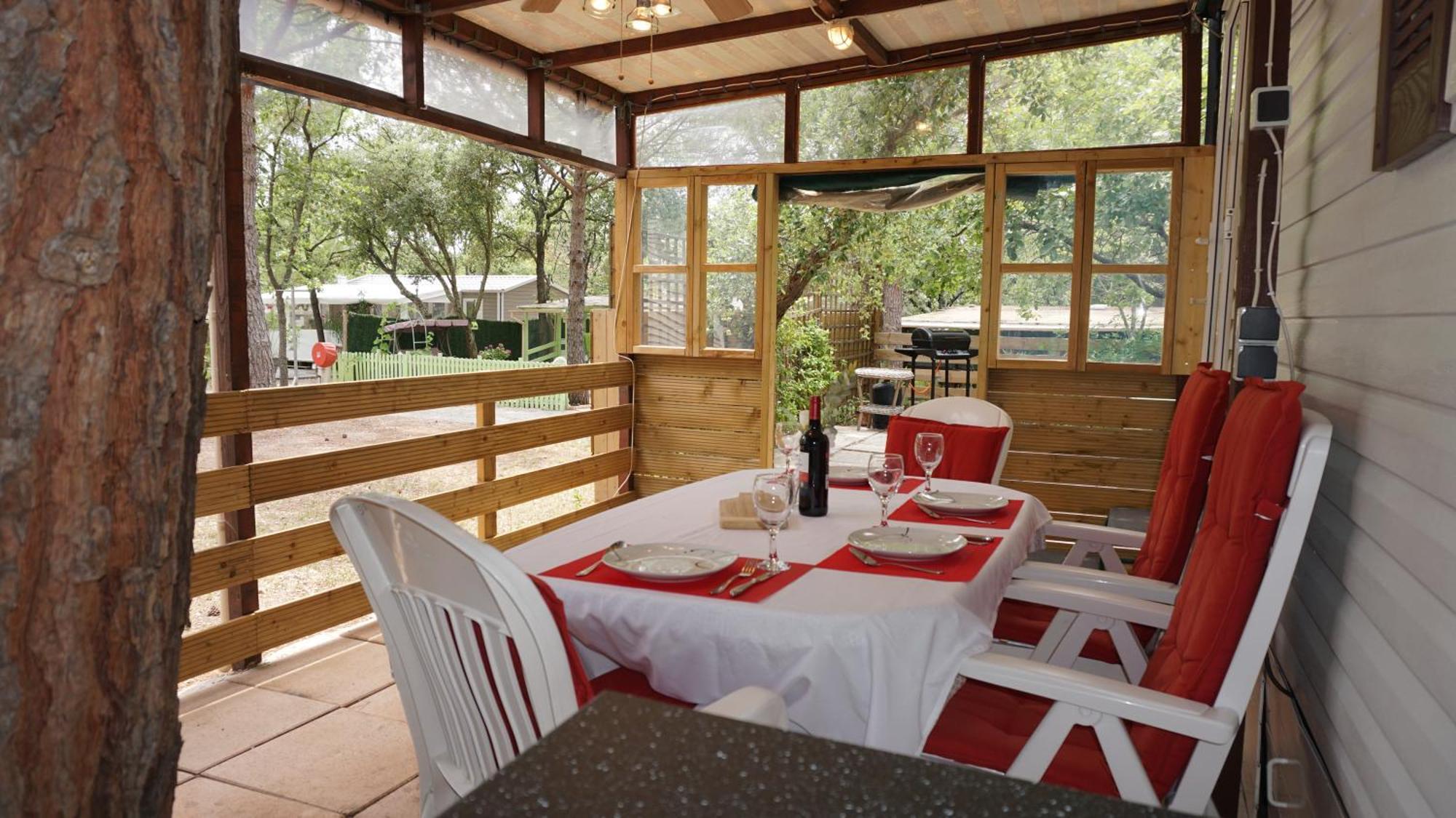 Chalets Met Buitenkeuken Op Camping Lei Suves - Joycasa Roquebrune-sur Argens Phòng bức ảnh